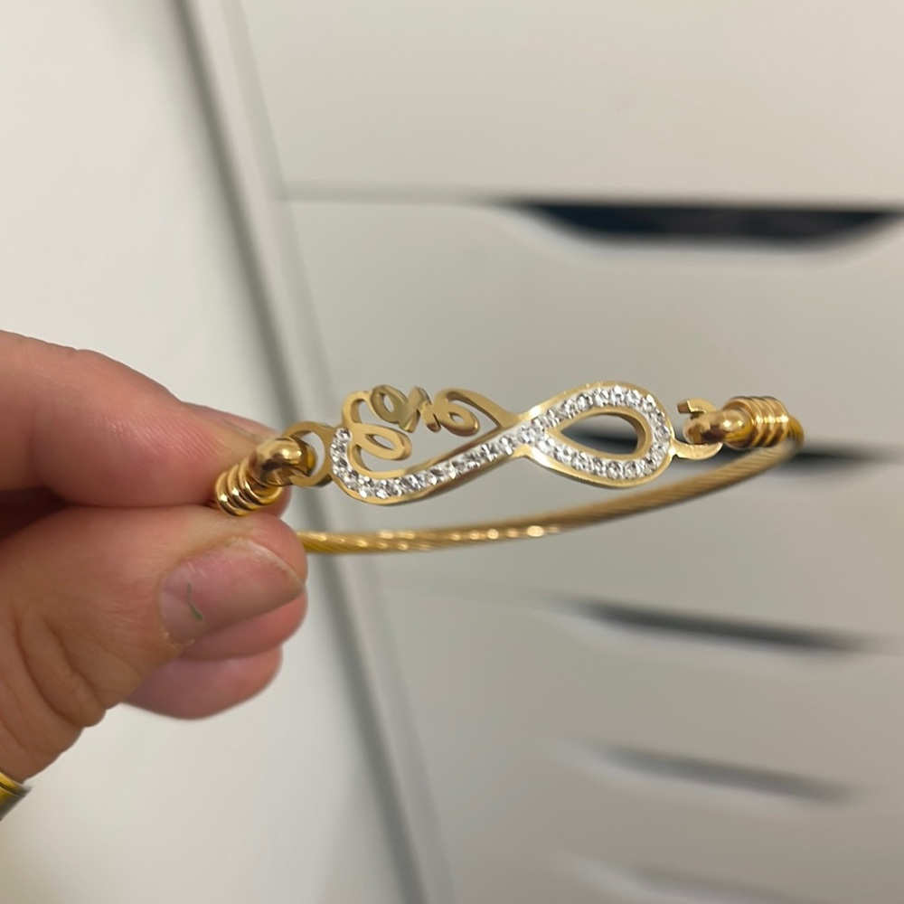 Gold tone Bracelet